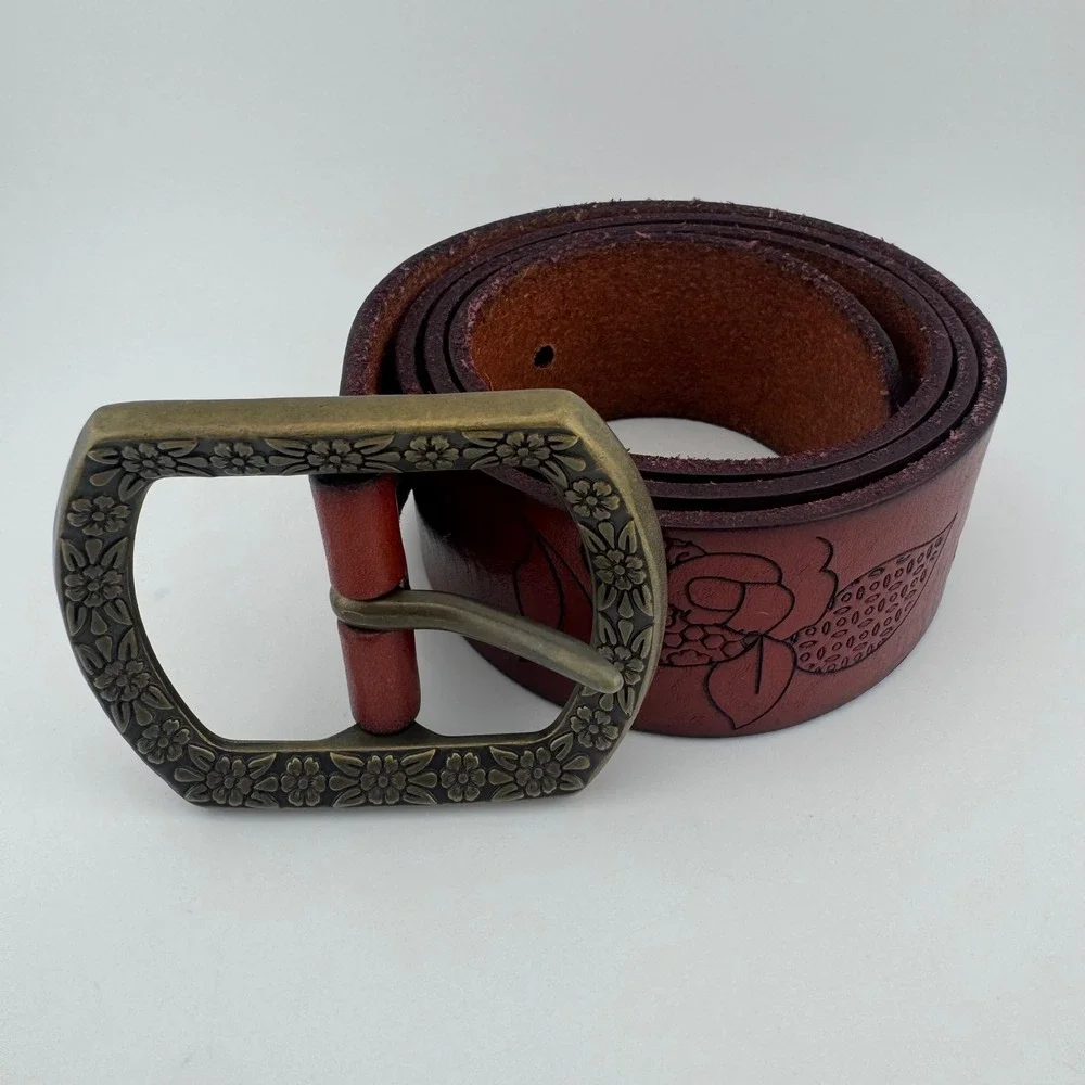 Fossil Leather 38